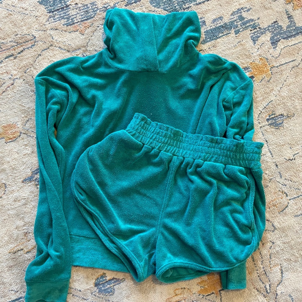 BlankNYC girls outfit